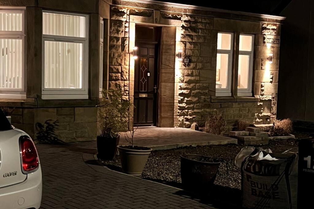 Luxury 2 Bedroom Cottage West Calder Exterior photo